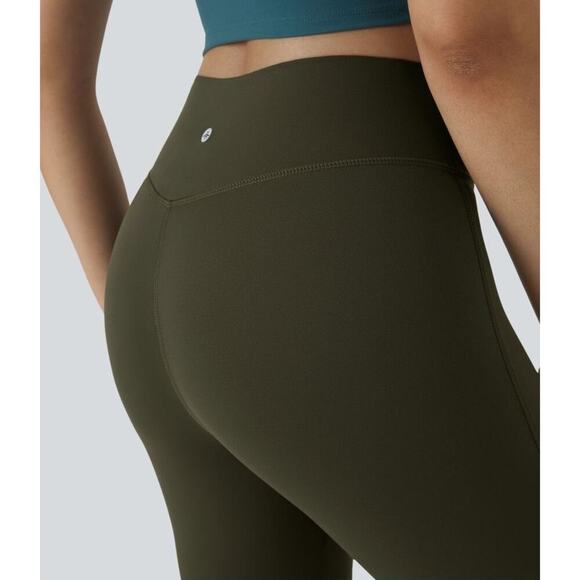 Halara Crossover High-Waisted Flare Yoga Pants Forest Night Small NEW/NWT!! - Picture 5 of 11